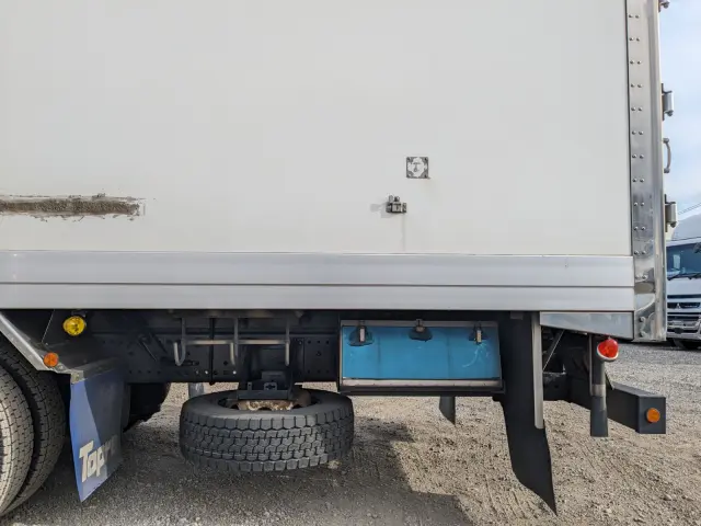 日野 プロフィア 2DG-FW1AHG(8x4)の写真21