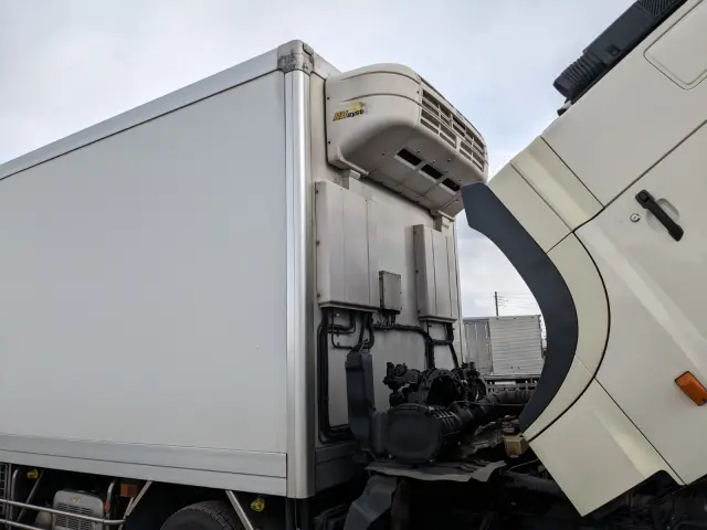 日野 プロフィア 2DG-FW1AHG(8x4)の写真48