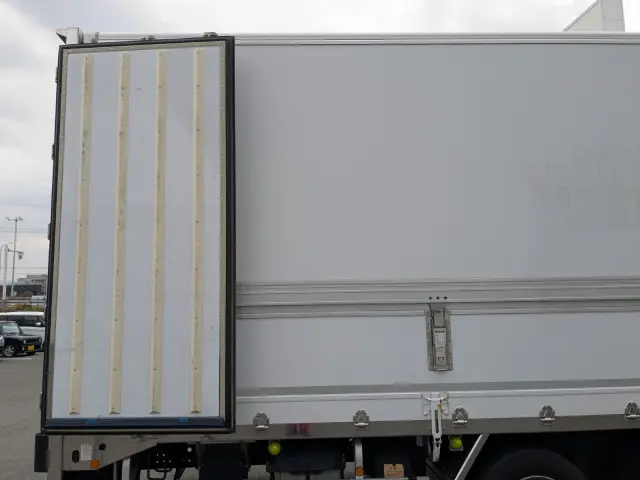 日野 プロフィア 2DG-FW1AHG(8x4)の写真15