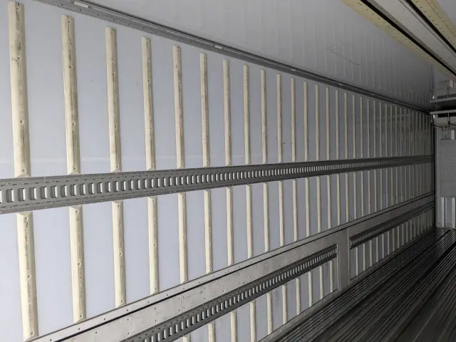 日野 プロフィア 2DG-FW1AHG(8x4)の写真27