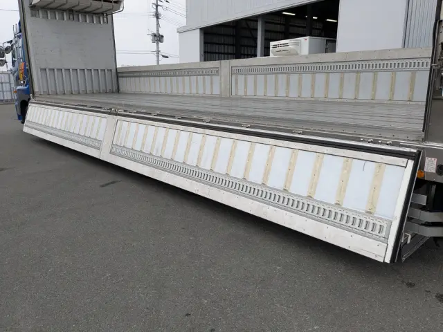 日野 プロフィア 2DG-FW1AHG(8x4)の写真29