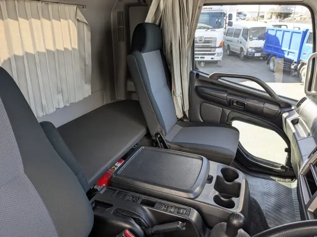 日野 レンジャー QKG-FE7JLAA(2WD)の写真31