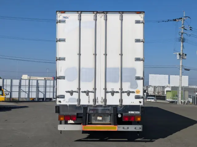 日野 プロフィア QPG-FR1EXEG(6x2)の写真7