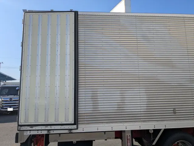 日野 プロフィア QPG-FR1EXEG(6x2)の写真18