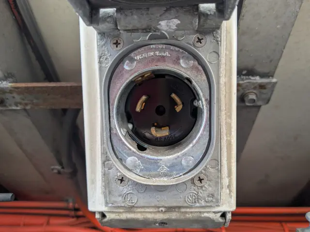 日野 プロフィア QPG-FR1EXEG(6x2)の写真36