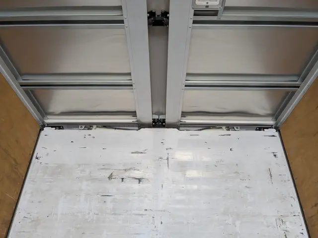 日野 プロフィア QPG-FW1EXEG(8x4)の写真24