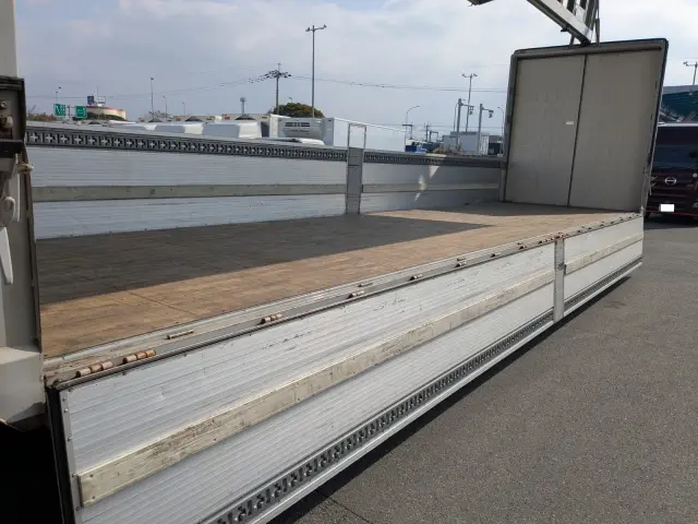 日野 プロフィア QPG-FW1EXEG(8x4)の写真30