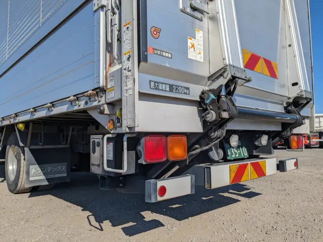 いすゞ フォワード TKG-FRR90T2(2WD)の写真5