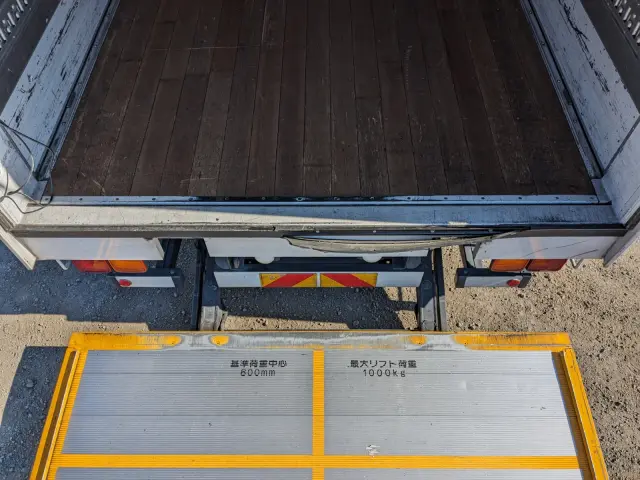 いすゞ フォワード TKG-FRR90T2(2WD)の写真11