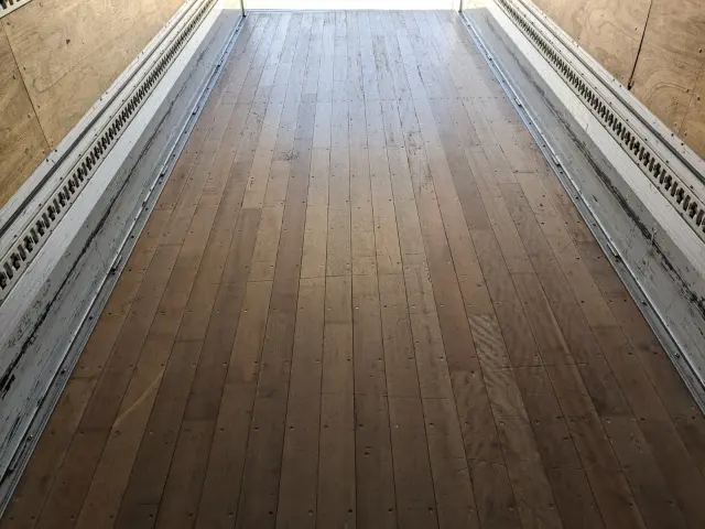 いすゞ フォワード TKG-FRR90T2(2WD)の写真18