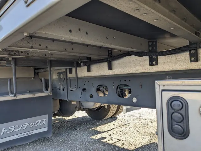 いすゞ フォワード TKG-FRR90T2(2WD)の写真24