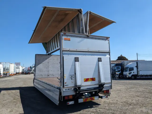 いすゞ フォワード TKG-FRR90T2(2WD)の写真37