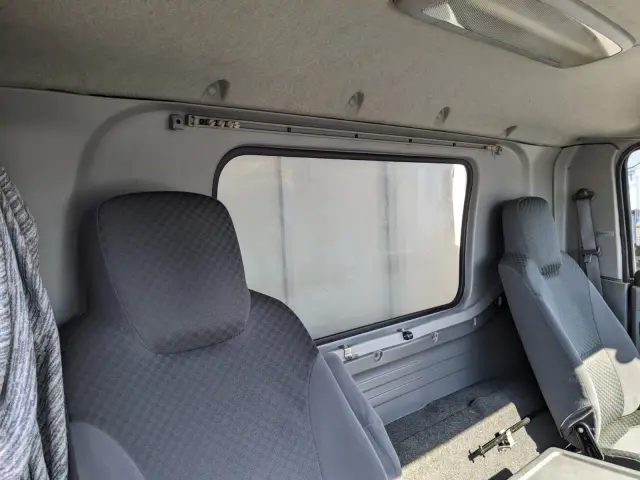 いすゞ フォワード TKG-FRR90T2(2WD)の写真40