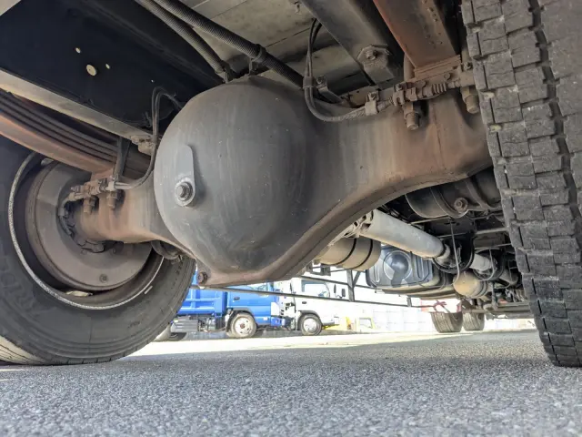 日野 プロフィア QPG-FN1AWDA(その他)の写真12