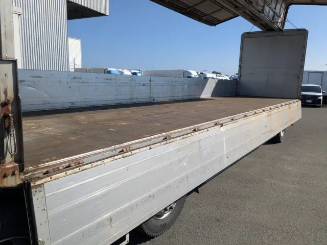 日野 プロフィア QPG-FN1AWDAの写真16