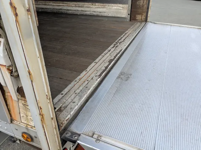 日野 レンジャー LKG-FJ7JLAG(2WD)の写真29