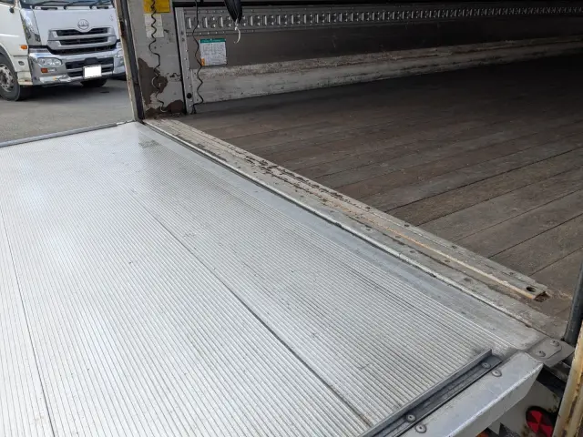 日野 レンジャー LKG-FJ7JLAG(2WD)の写真37