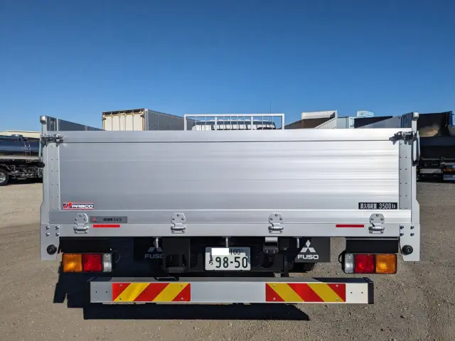 三菱 ファイター 2KG-FK62F(2WD)の写真6