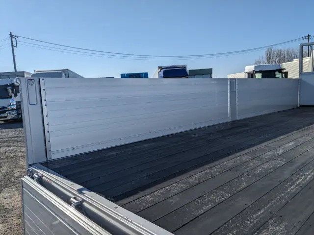 三菱 ファイター 2KG-FK62F(2WD)の写真16