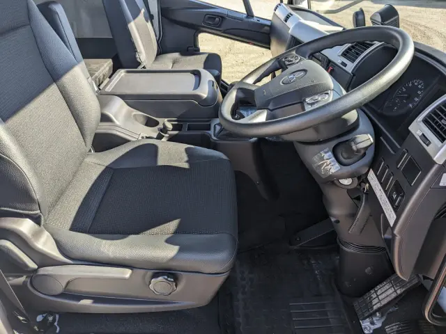 三菱 ファイター 2KG-FK62F(2WD)の写真27