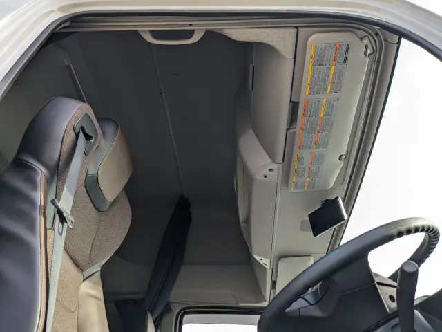 いすゞ ギガ 2PG-CYJ77D(8x4)の写真39