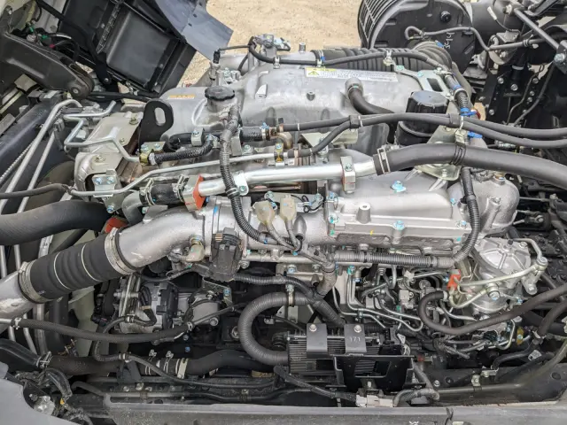 いすゞ ギガ 2PG-CYJ77D(8x4)の写真44