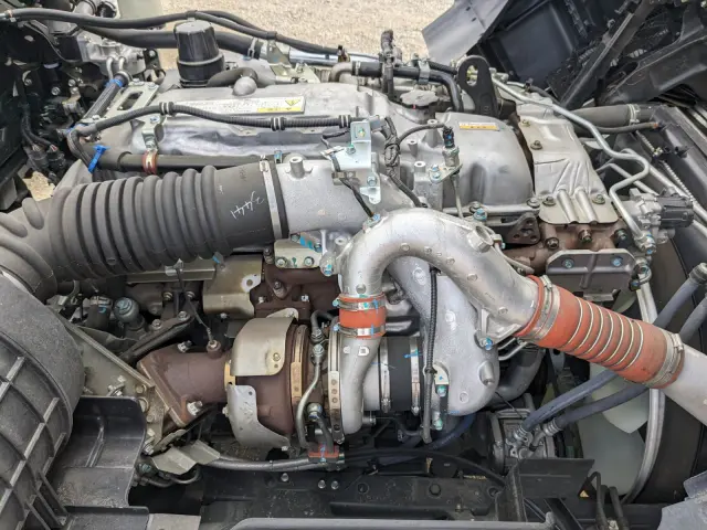 いすゞ ギガ 2PG-CYJ77D(8x4)の写真47