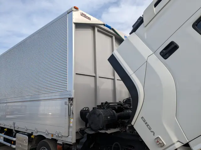 いすゞ ギガ 2PG-CYJ77D(8x4)の写真48