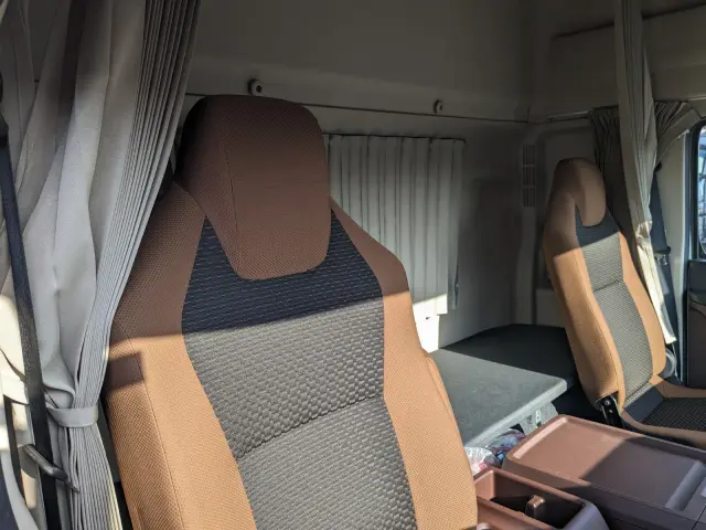 日野 レンジャー 2KG-FD2ABG(2WD)の写真39