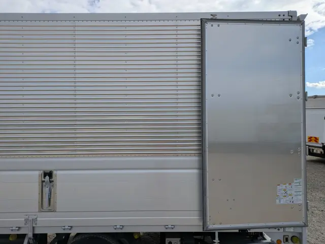 日野 レンジャー 2KG-FD2ABG(2WD)の写真20