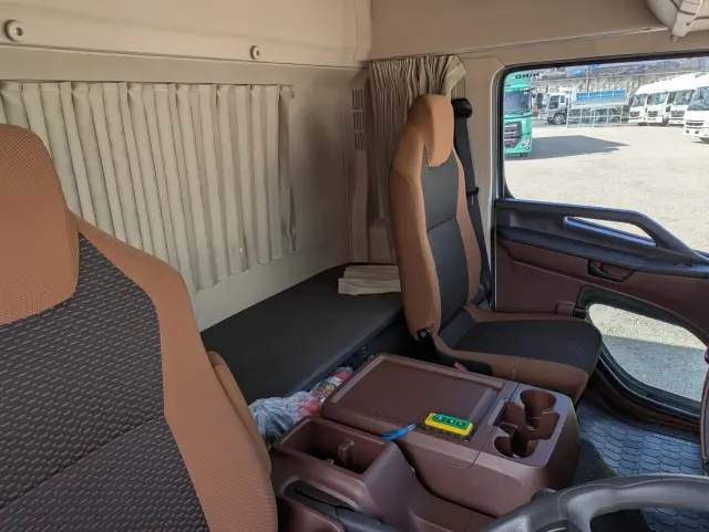 日野 レンジャー 2KG-FD2ABG(2WD)の写真40