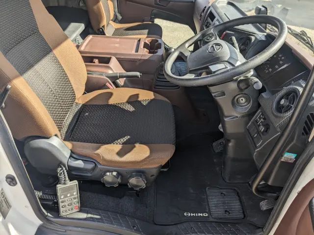 日野 レンジャー 2KG-FD2ABG(2WD)の写真37