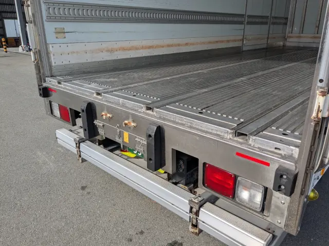 日野 レンジャー 2KG-FD2ABG(2WD)の写真20