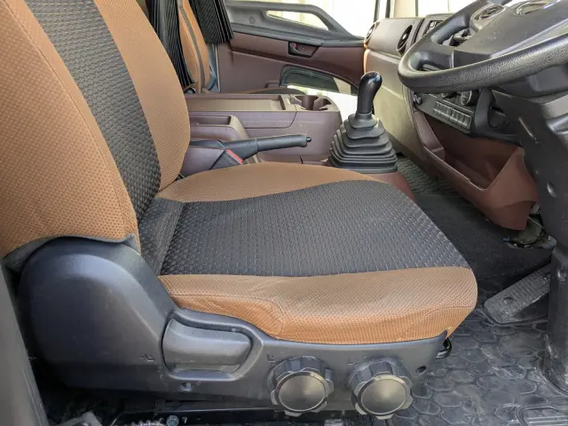 日野 レンジャー 2KG-FD2ABG(2WD)の写真39