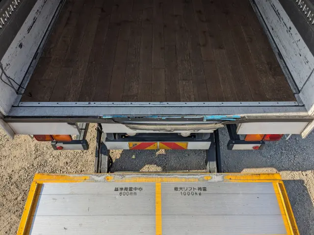 いすゞ フォワード TKG-FRR90T2(2WD)の写真11