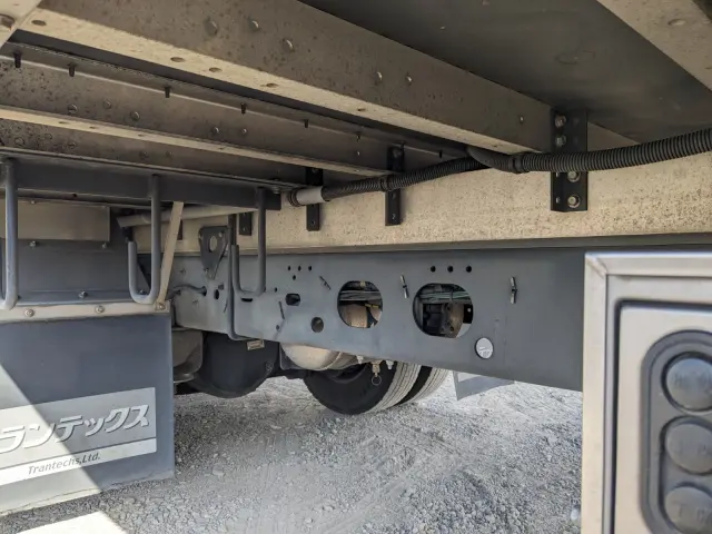 いすゞ フォワード TKG-FRR90T2(2WD)の写真25