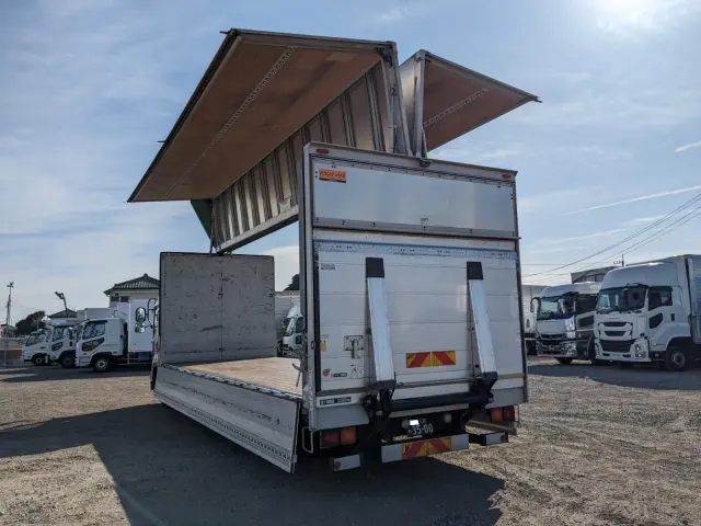 いすゞ フォワード TKG-FRR90T2(2WD)の写真35