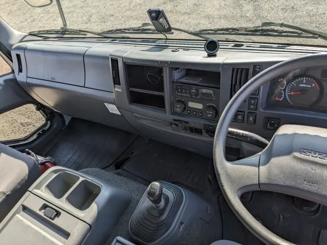 いすゞ フォワード TKG-FRR90T2(2WD)の写真40