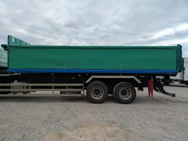 ＵＤ クオン QPG-CD5ZL(6x2)の写真23