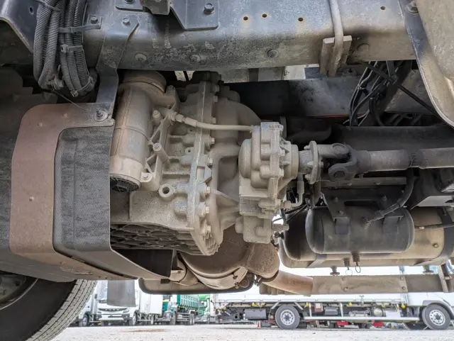 ＵＤ クオン QPG-CD5ZL(6x2)の写真30