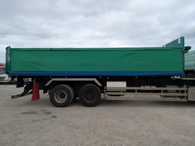 ＵＤ クオン QPG-CD5ZL(6x2)の写真32