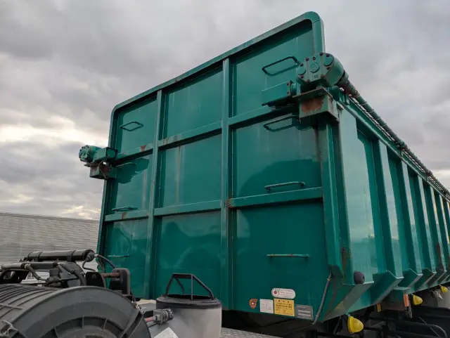 ＵＤ クオン QPG-CD5ZL(6x2)の写真44