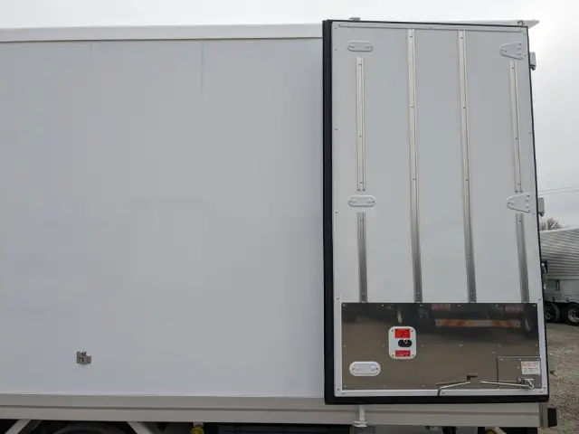 三菱 ファイター 2KG-FK65F(2WD)の写真22