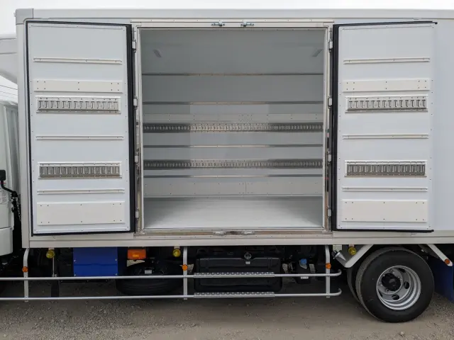 三菱 ファイター 2KG-FK65F(2WD)の写真28