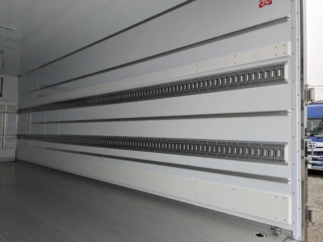 三菱 ファイター 2KG-FK65F(2WD)の写真19