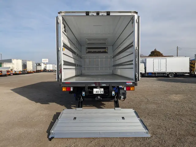 三菱 ファイター 2KG-FK65F(2WD)の写真10