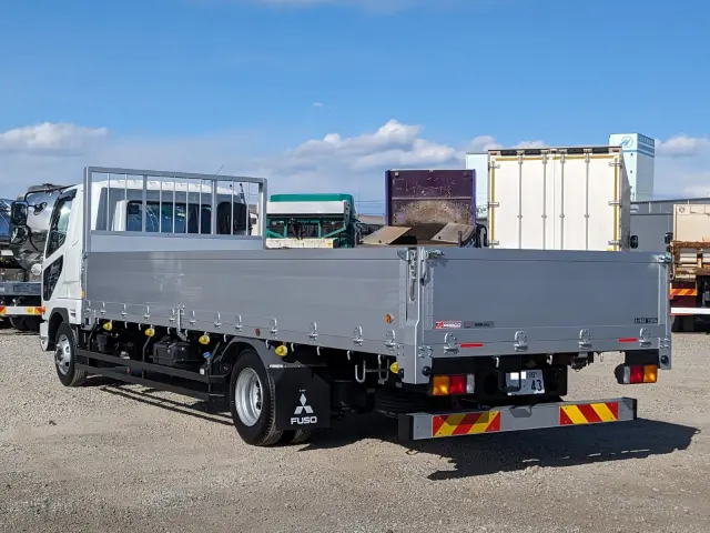 三菱 ファイター 2KG-FK65F(2WD)の写真3