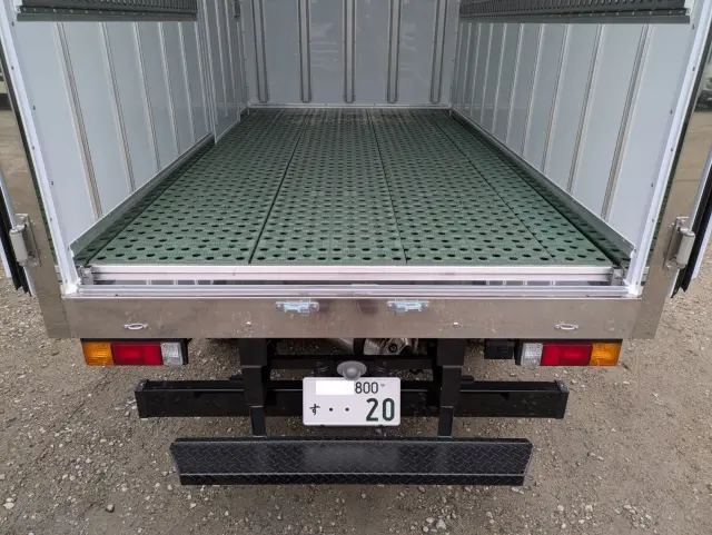 三菱 キャンター 2RG-FBAV0(2WD)の写真14