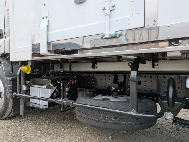 三菱 キャンター 2RG-FBAV0(2WD)の写真26