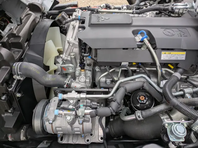 三菱 キャンター 2RG-FBAV0(2WD)の写真40